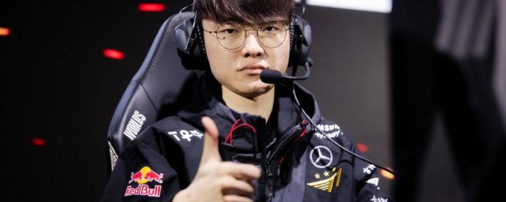 LOL传奇(qí)中单官宣退役！連(lián)續(xù)8年(nián)进世界赛，巔(diān)峰(fēng)期把IG打到解散