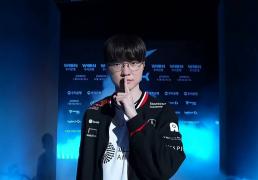 LOL外网熱(rè)议，S15在中国举办，Faker受魔咒困扰，GEN拿到夺冠剧本