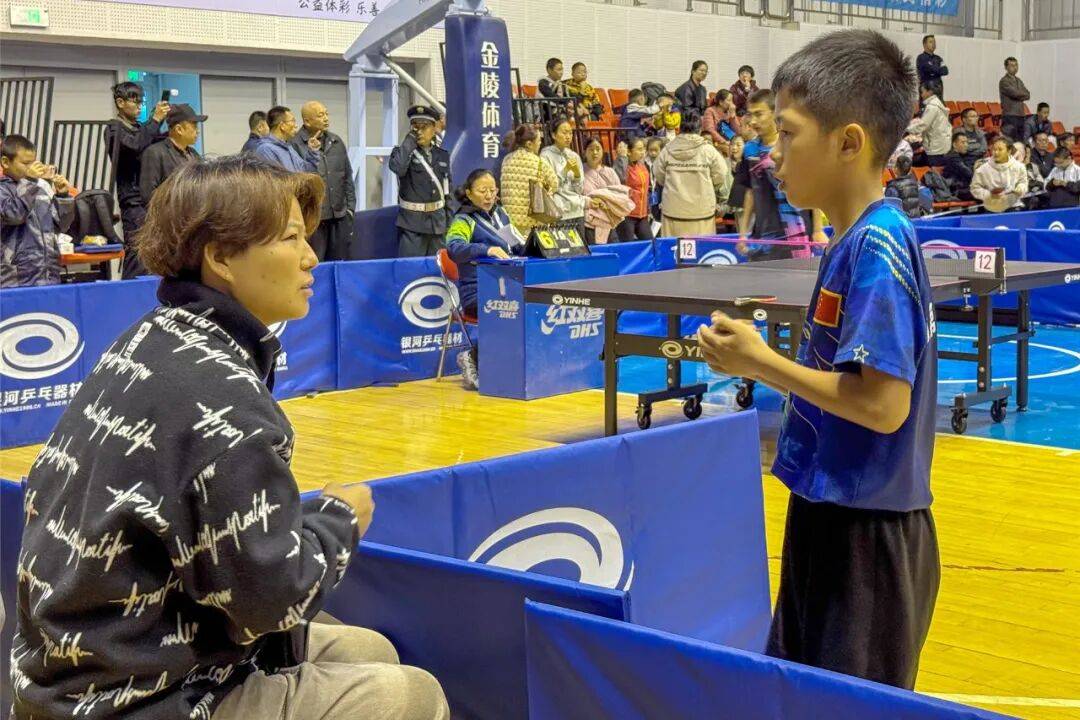 中国乒(pīng)协2025国青国少集訓(xùn)队新疆选拔賽(sài)在石开賽(sài)